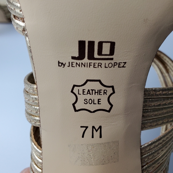 JLO Golden Heels Size 7 - Picture 5 of 9